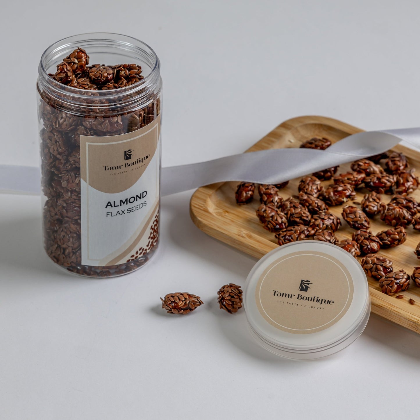 Caramelized Almond with Flax Seed and Cinnamon - Tamr Boutique
