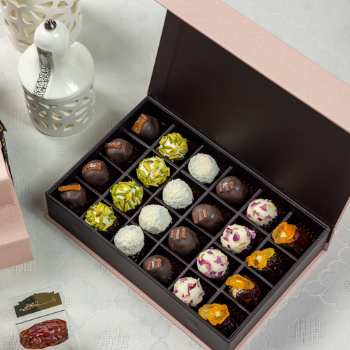 Ramadan Medium Signature Box - 24 Pcs