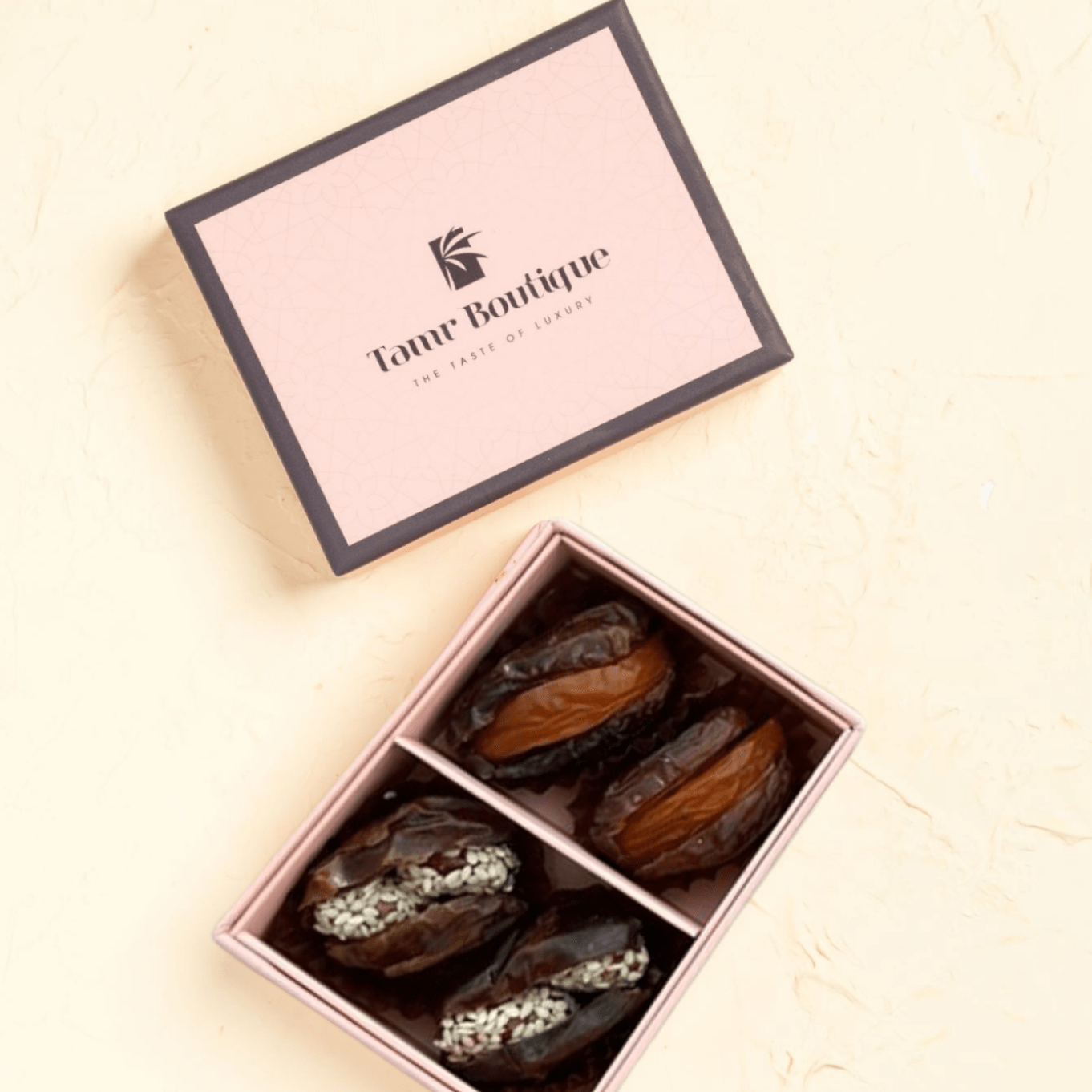 Classic Collection Giveaway box 4 Pcs - Tamr Boutique