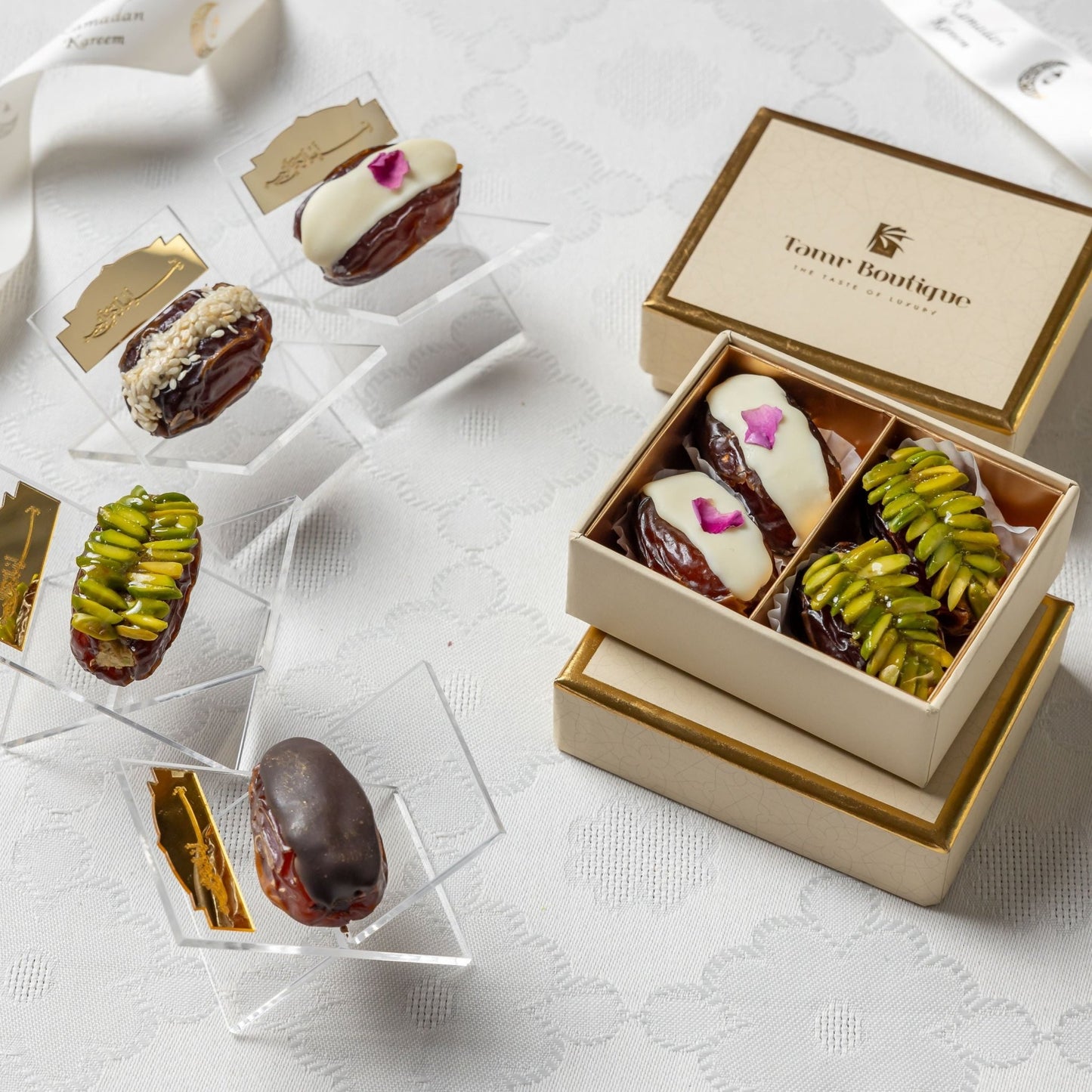 Combo 4 Dates + 4 Dates Holders - Tamr Boutique