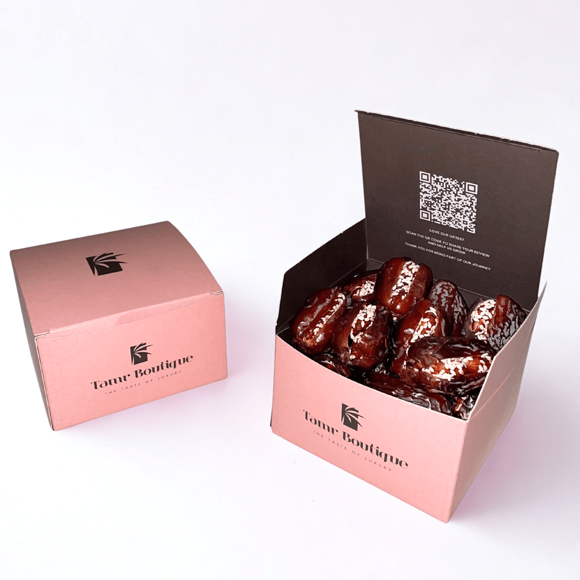 Mejdoul Date with Caramelized Sesame Almond - Tamr Boutique