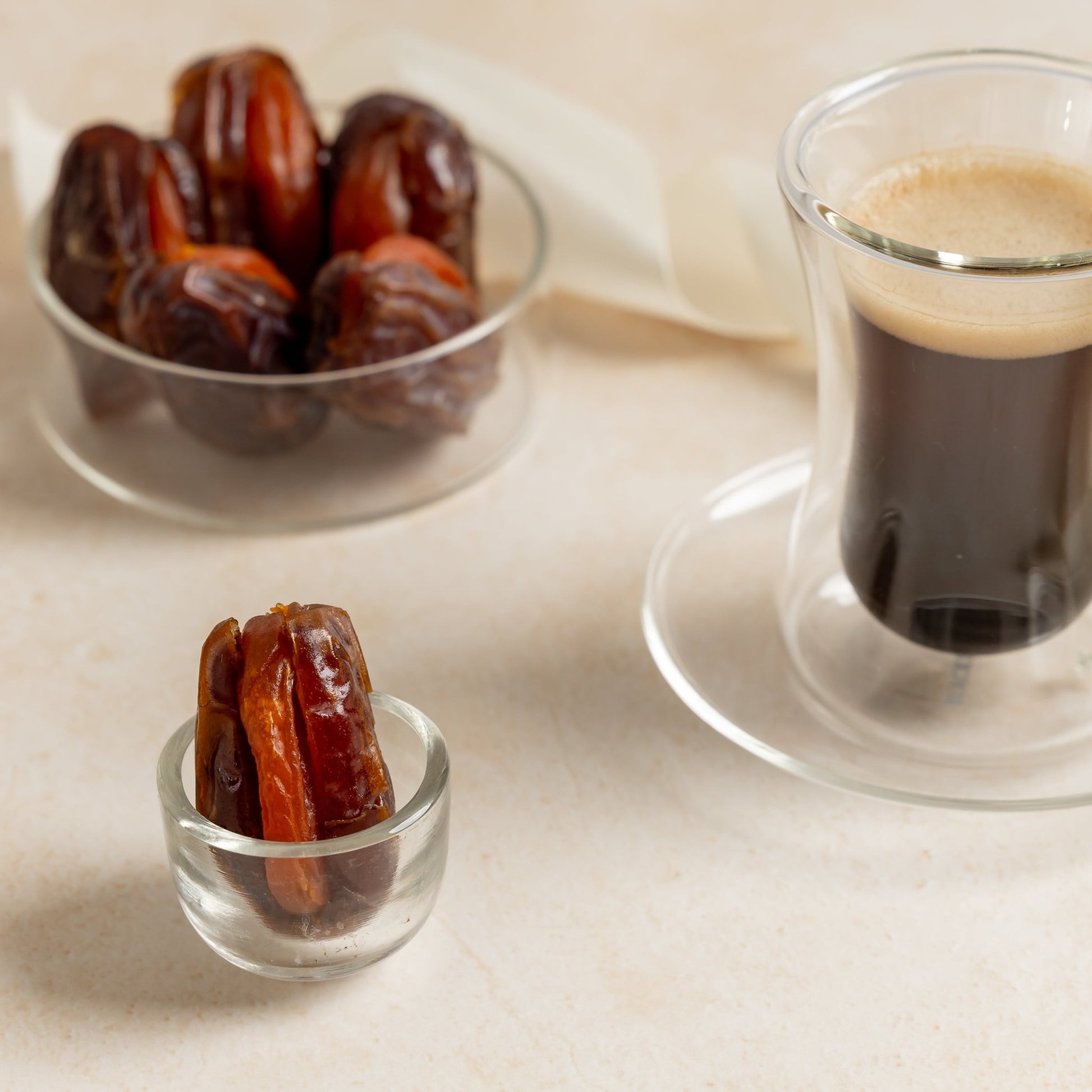 Mejdoul Date with Dried Apricot - Tamr Boutique