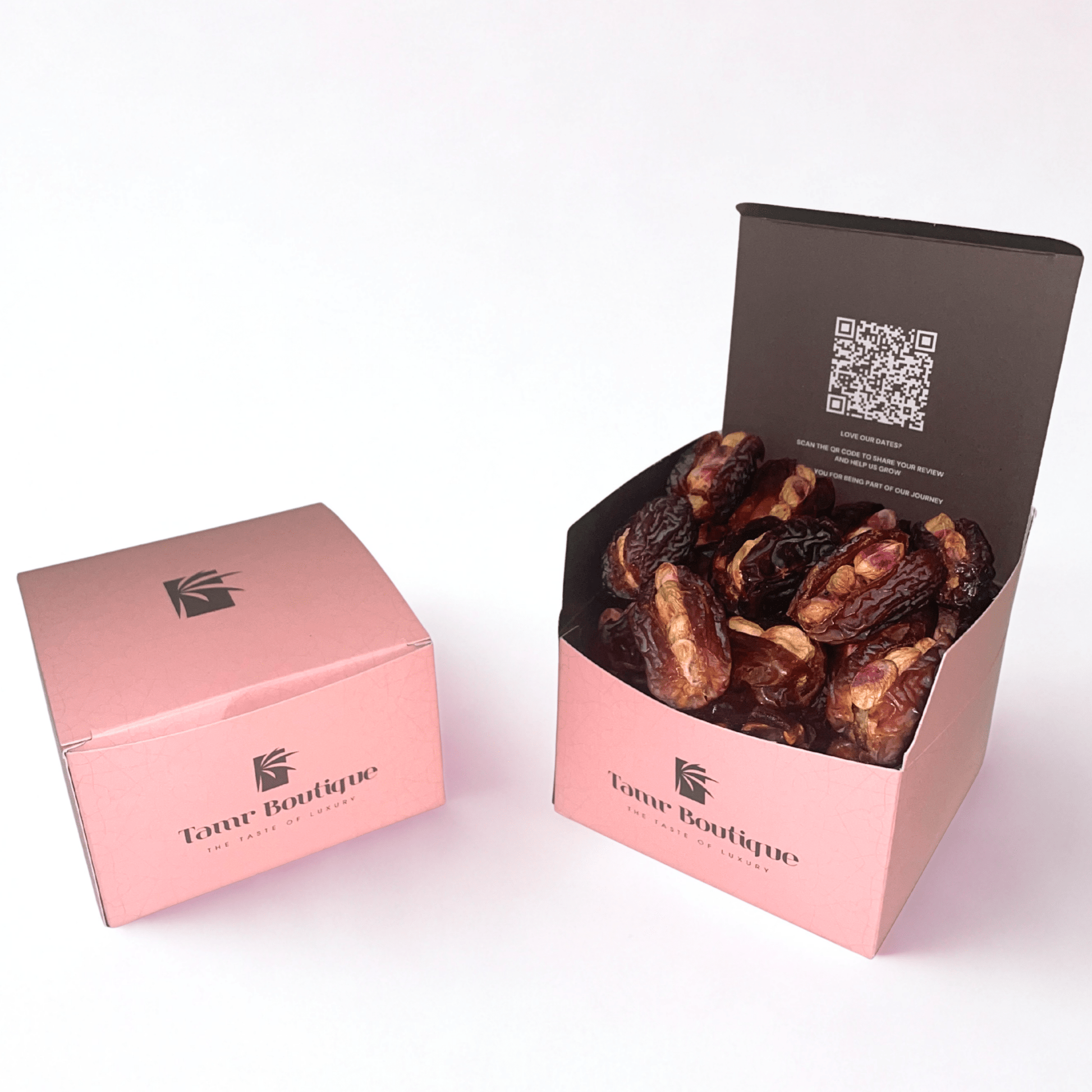 Mejdoul Date with Pistachio - Tamr Boutique