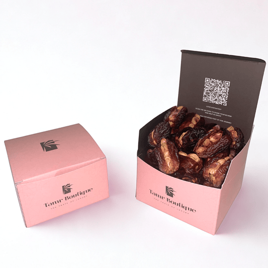 Mejdoul Date with Pistachio - Tamr Boutique