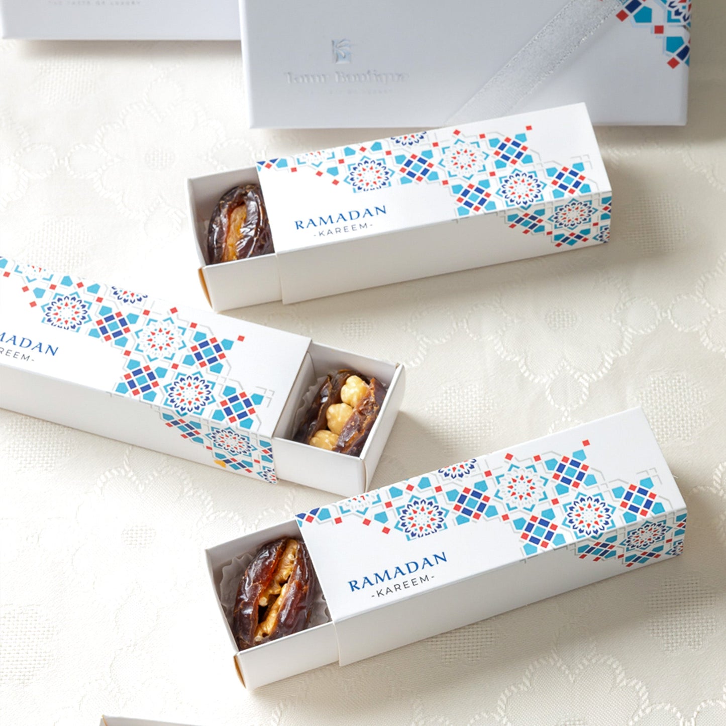 Sakina Box - Classic Collection - Tamr Boutique